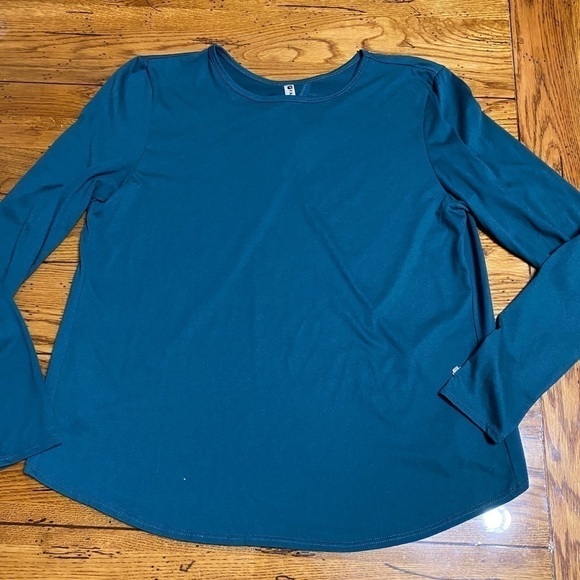 Fabletics Millie Long Sleeve Split Open Ba… - Picture 2 of 7